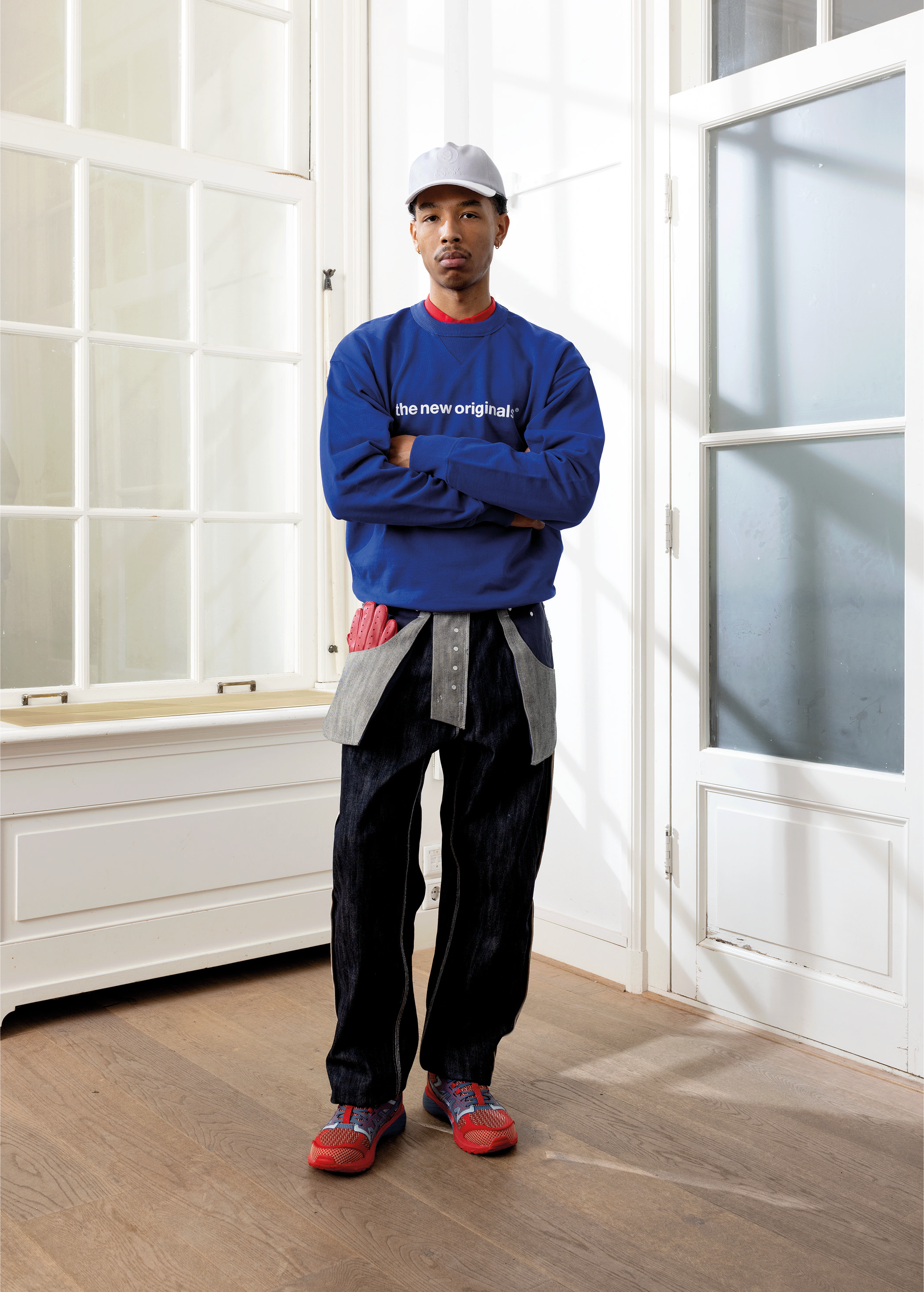 The New Originals Crewneck Surf The Web