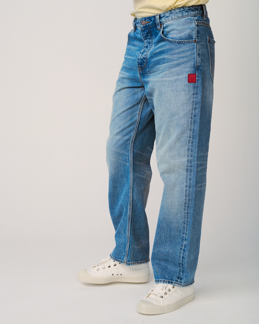 9-Dots Relaxed Jeans Light Denim