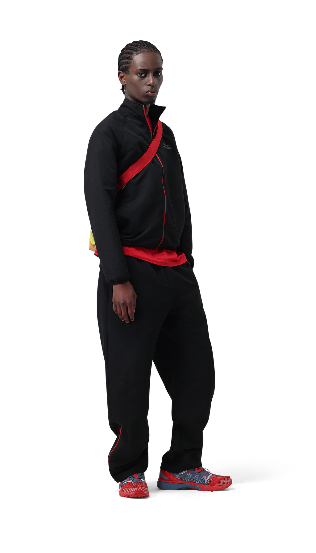 Emblem Tech Pants | Black