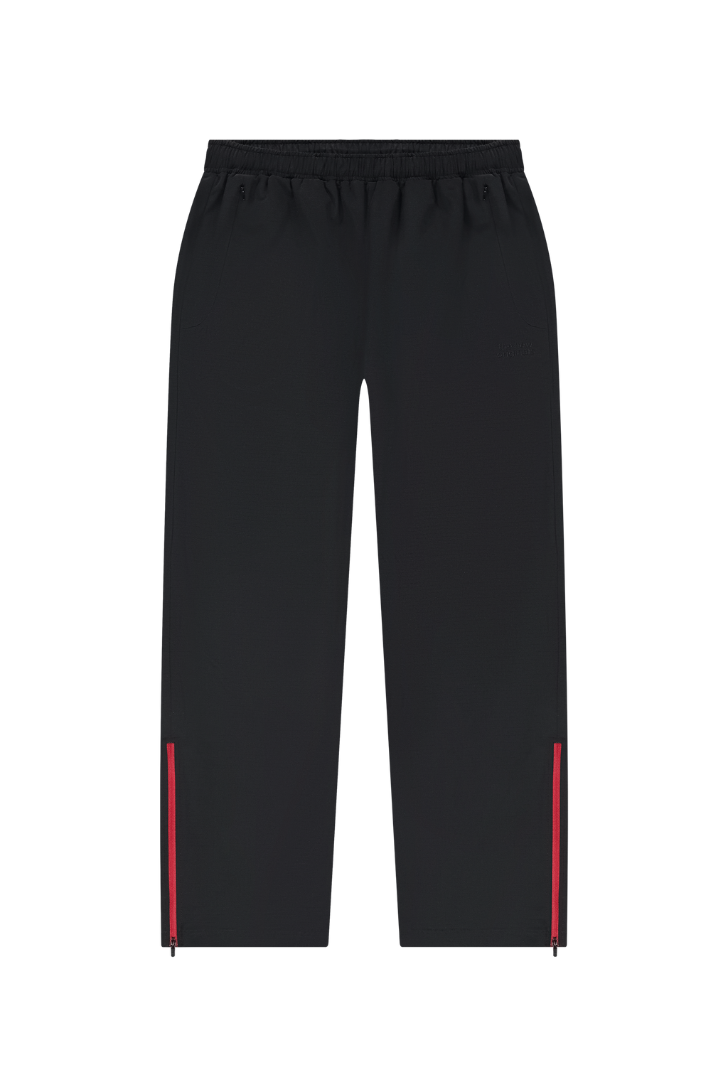 Emblem Tech Pants | Black