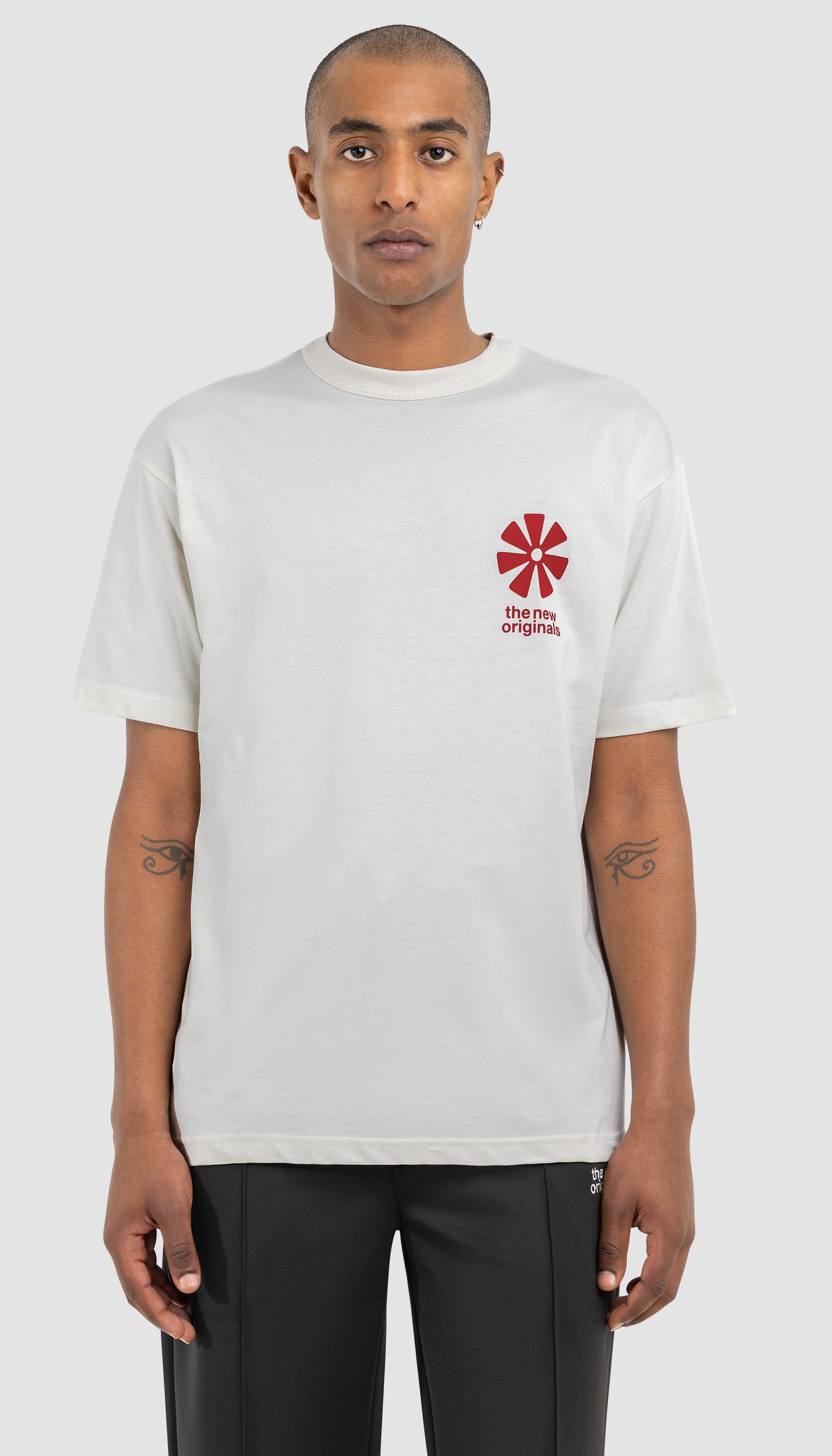 Ananse Adinkra Tee | White Alyssum