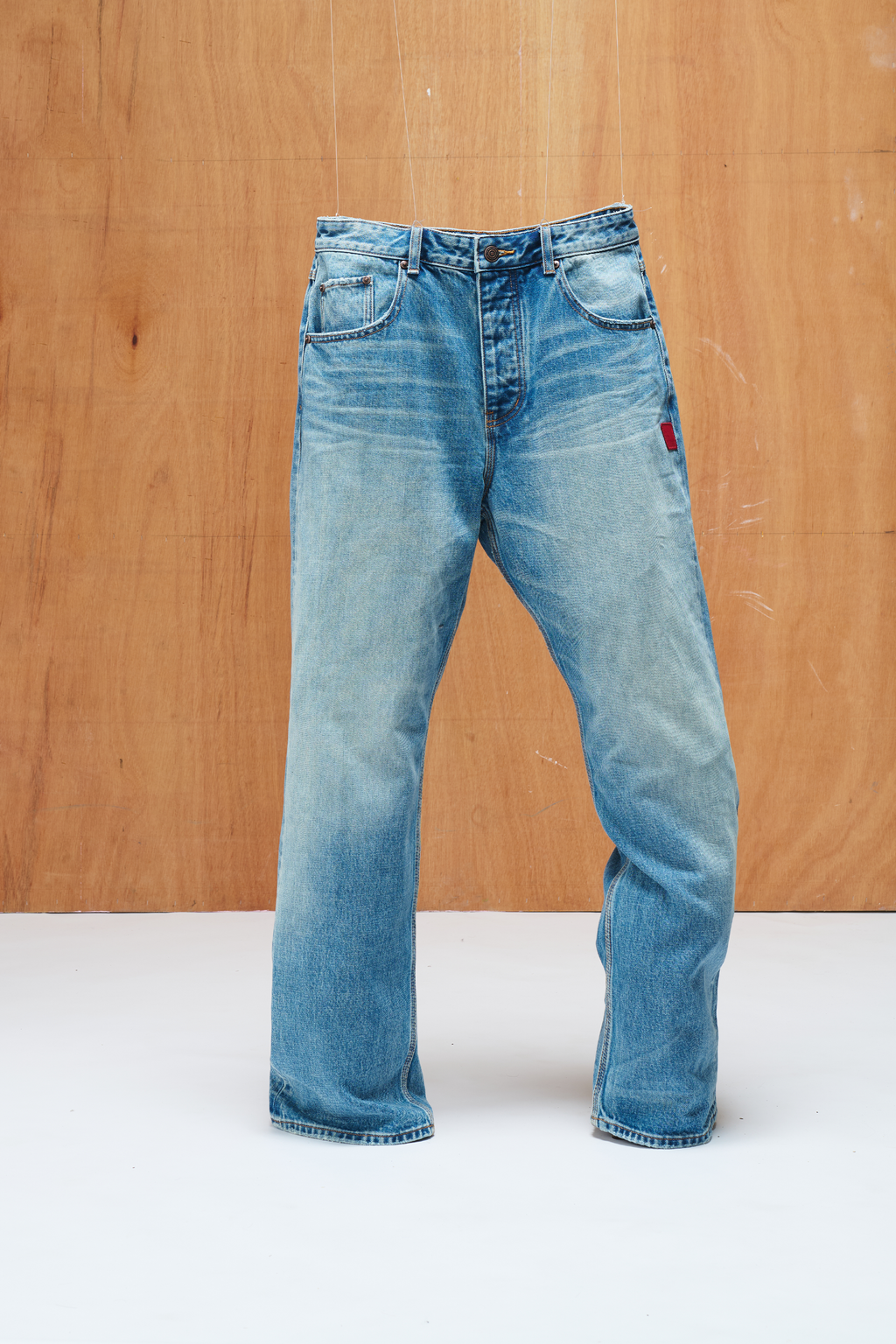 9-Dots Relaxed Jeans Light Denim