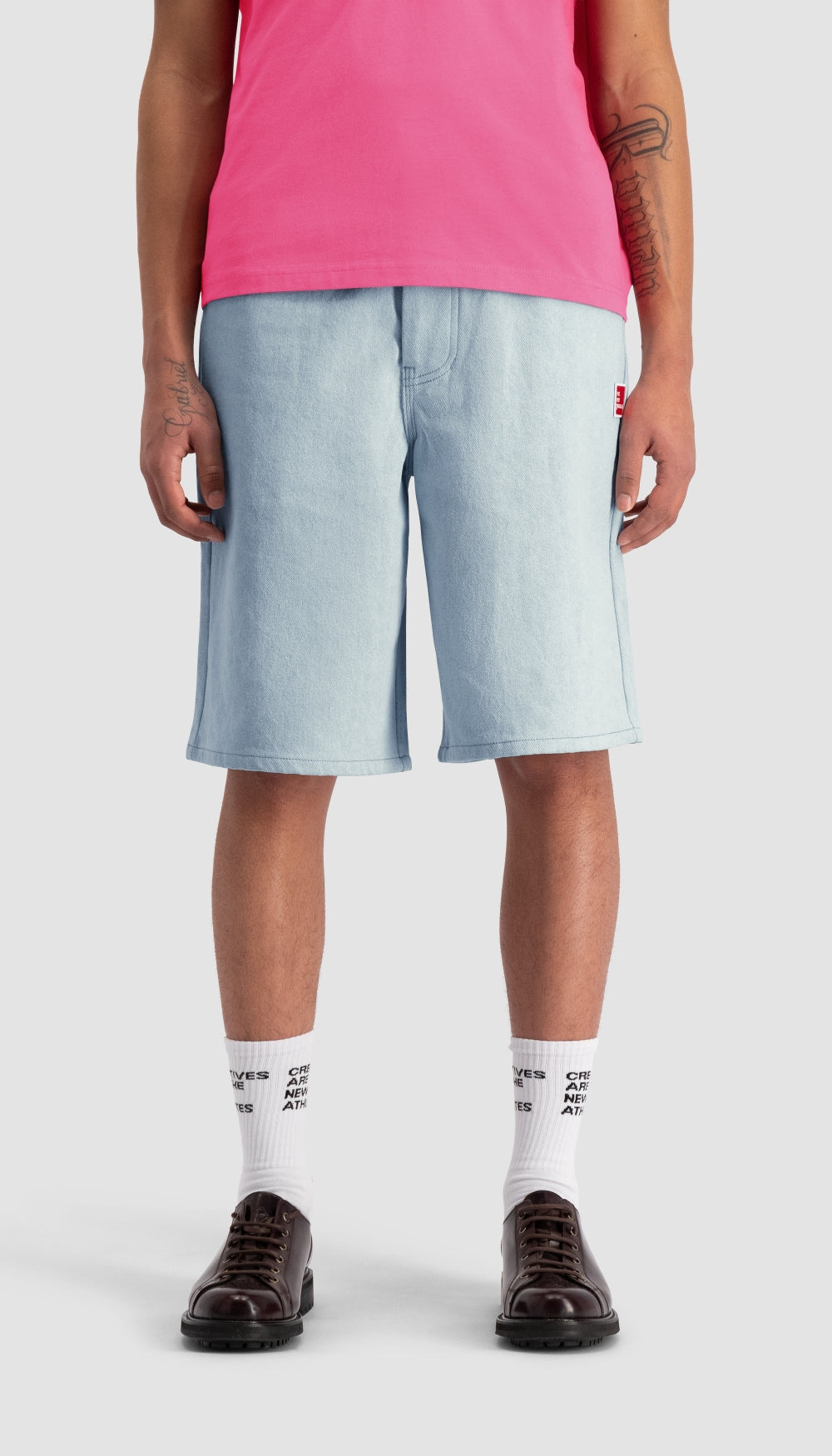9-Dots Denim Shorts | Light wash blue