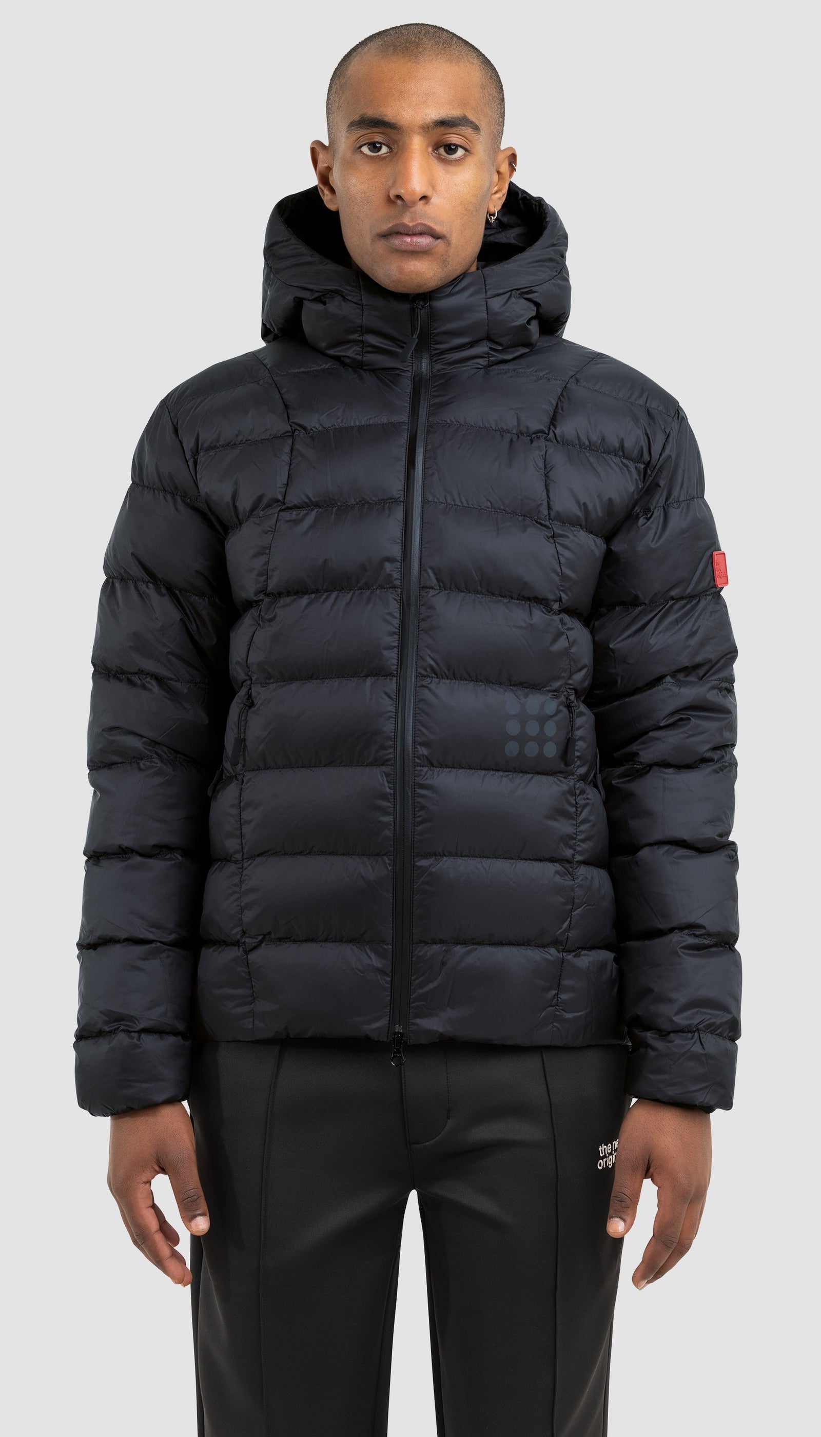 9-Dots Engine Light Down Jacket | Black
